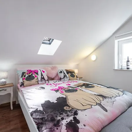 Mango & Tango Apartment