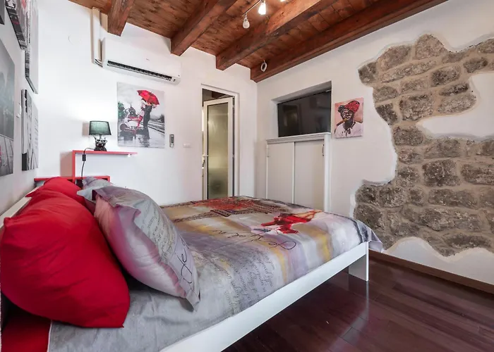 Mango & Tango * Dubrovnik